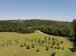 331 Blackhawk Rd, Galena, MO 65656