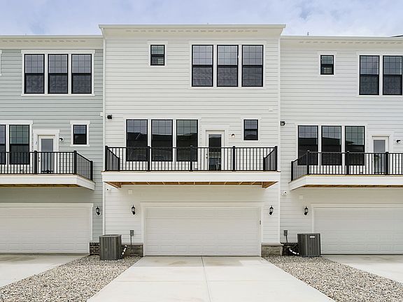 2nd image of 3248 Haflinger Dr