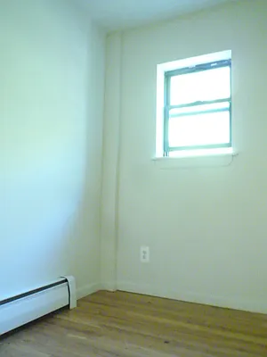 Rented by DSA Realty Midtown West | media 12