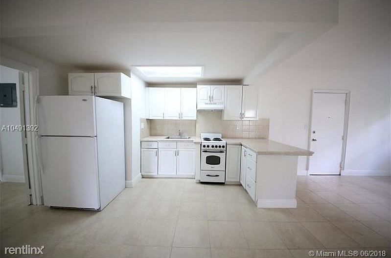 1st image of 1275 Marseille Dr