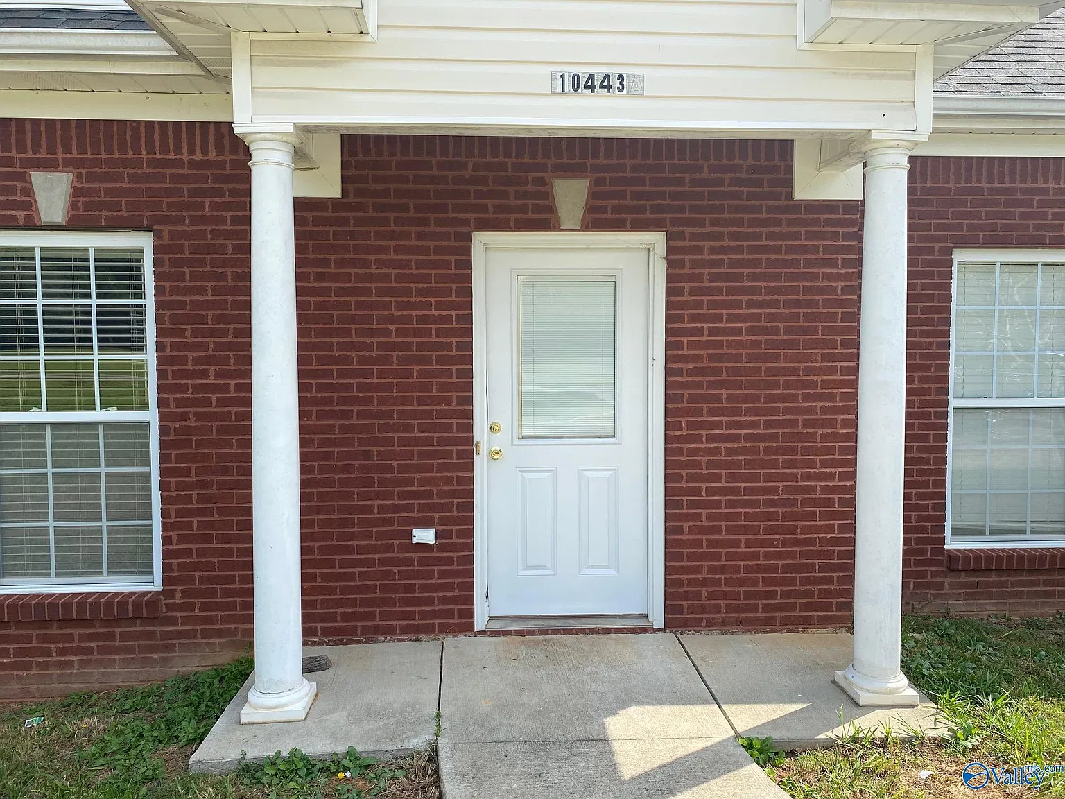 2 bed, 2.0 bath, 1148 sqft, $995 — Photo 2
