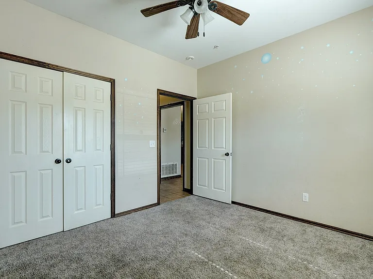2220 W Utah Ave — Photo 29