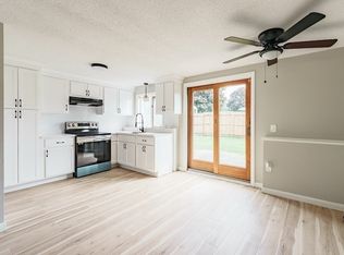 166 Shepherd St, Chicopee, MA 01013