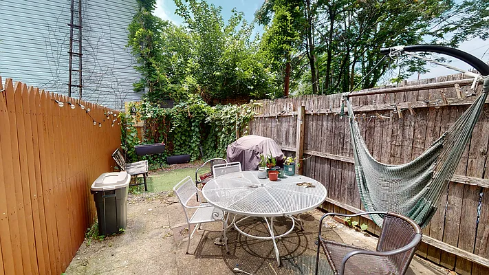 Rented by Bond New York | media 1