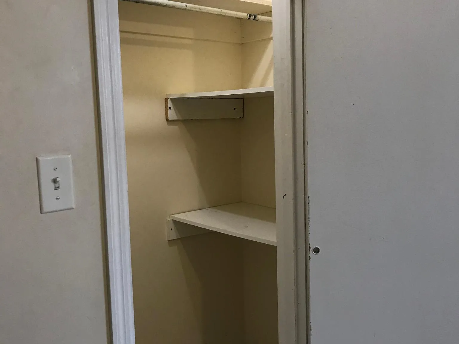 Studio, 400 sqft, $895 — Photo 4