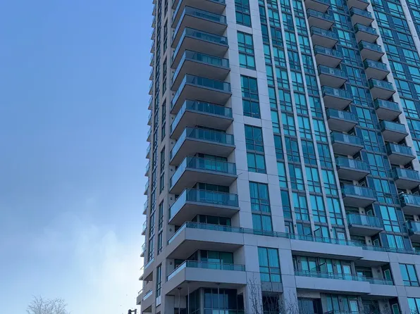 88 Grangeway Ave #2910, Toronto, ON M1H 0A2