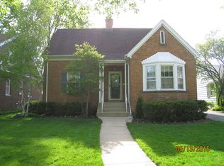 222 S Walnut Ave, Arlington Heights, IL 60005