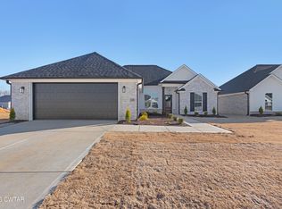 18 Easington Cv, Jackson, TN 38305