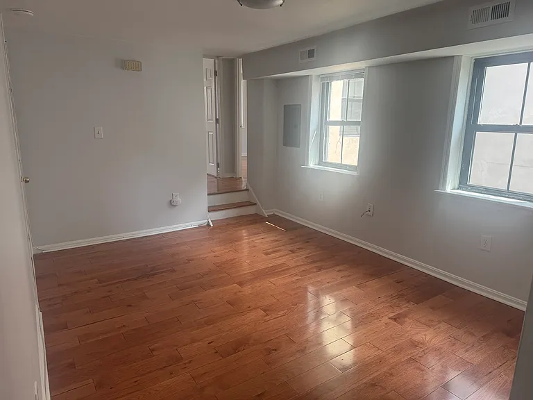 934 New Market St #2 — Photo 5