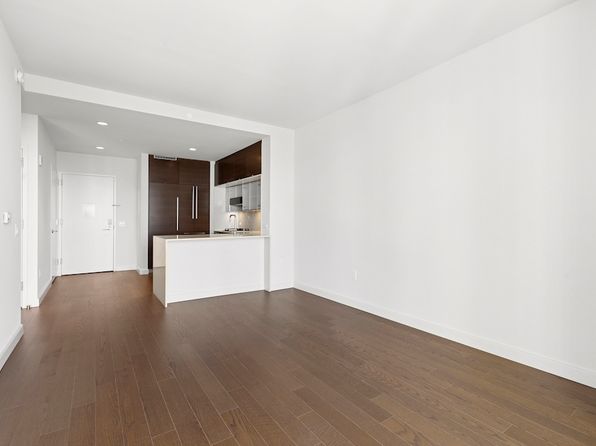 100 W 31st St APT 38G