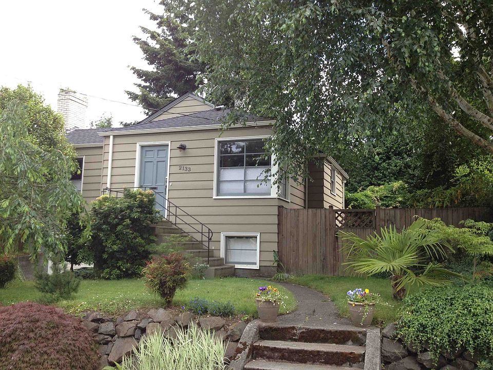 2nd image of 2133 NE 81st St