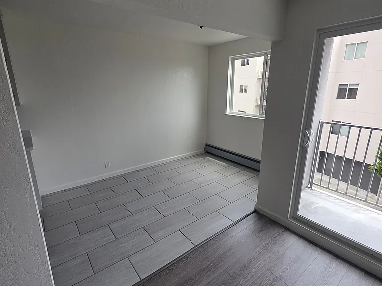 830 Corbett Ave #201 — Photo 8