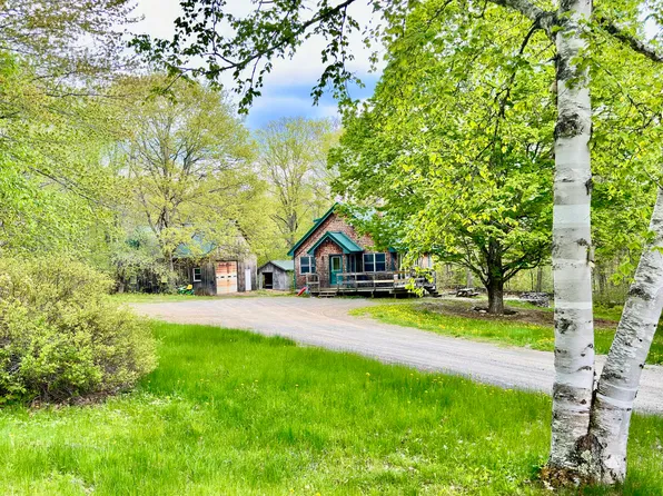 39 Nash Hill Road, Newburgh, ME 04444