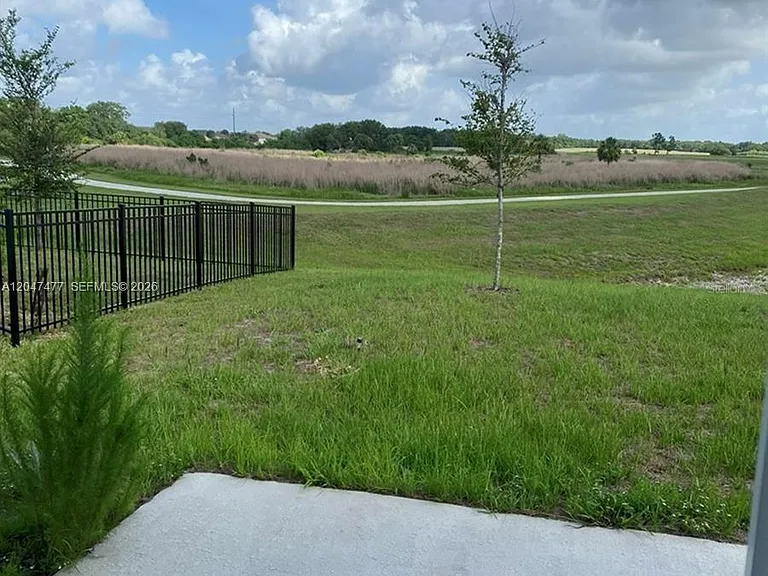 537 Bell Prairie Cir — Photo 16