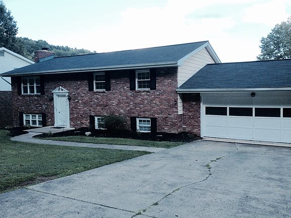 2nd image of 7013 Kanawha Farm Cir