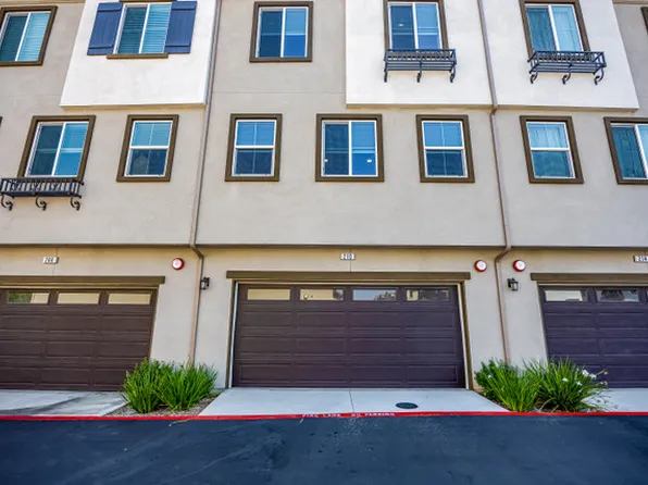 210 Liberty Way, Oceanside, CA 92057
