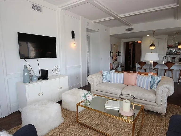 1035 3rd Ave S #411 — Photo 3