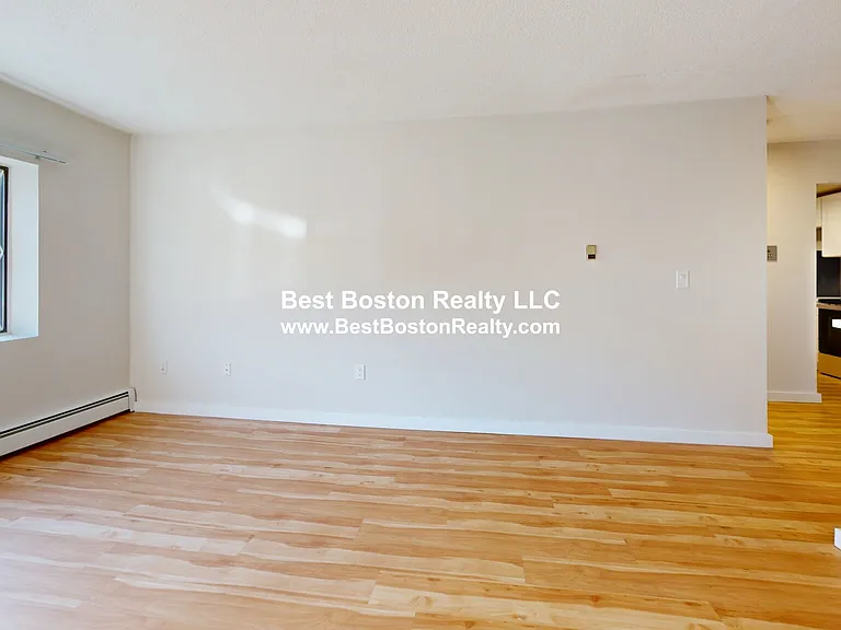 19 Central Rd #7 — Photo 5