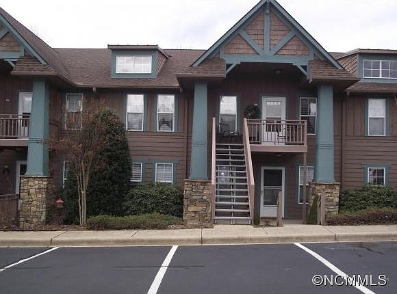 1st image of 75 Deermouse Way