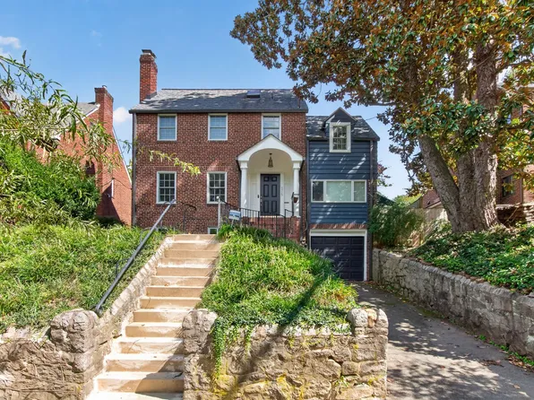 4929 Macarthur Blvd NW, Washington, DC 20007