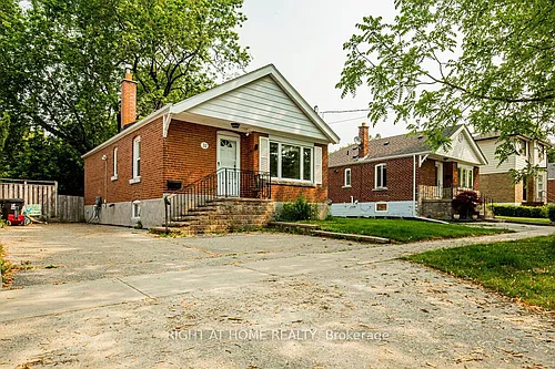 32 Florens Ave Photo 1
