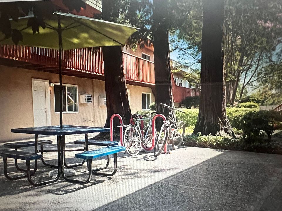 1st image of 1384 Oakland Blvd #13
