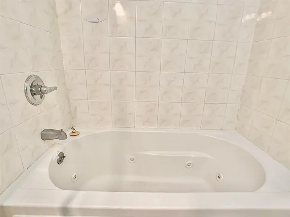 3481 Kennedy Boulevard image 18 of 21