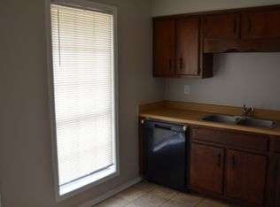 6963 Crestridge Rd, Memphis, TN 38119