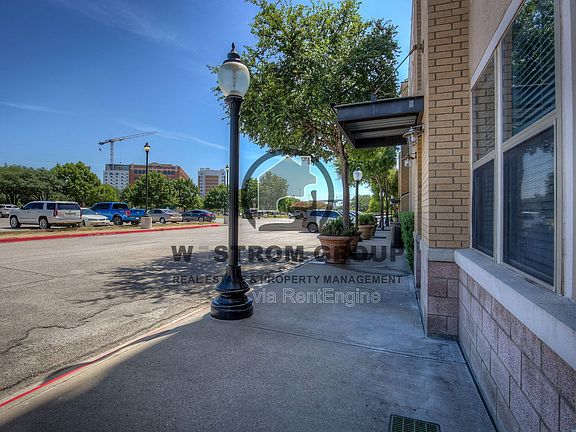3rd image of 201 W Lancaster Ave Unit 314