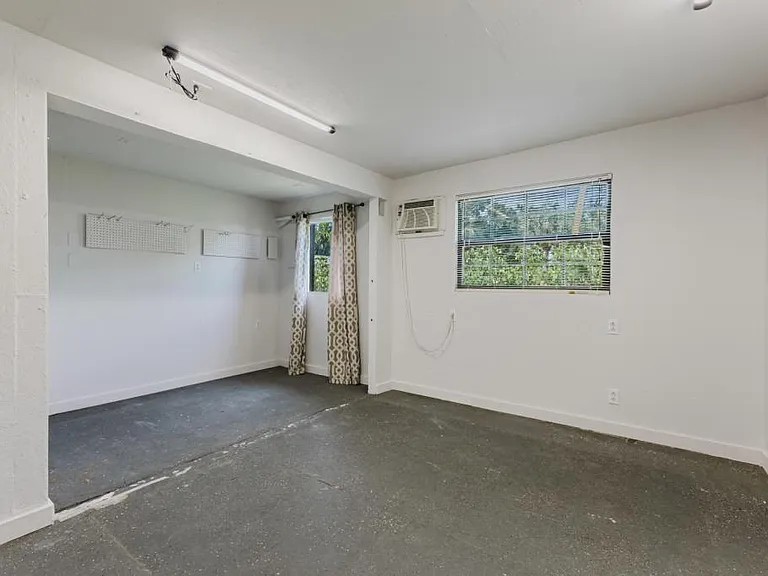 1310 La Faunce Way — Photo 31