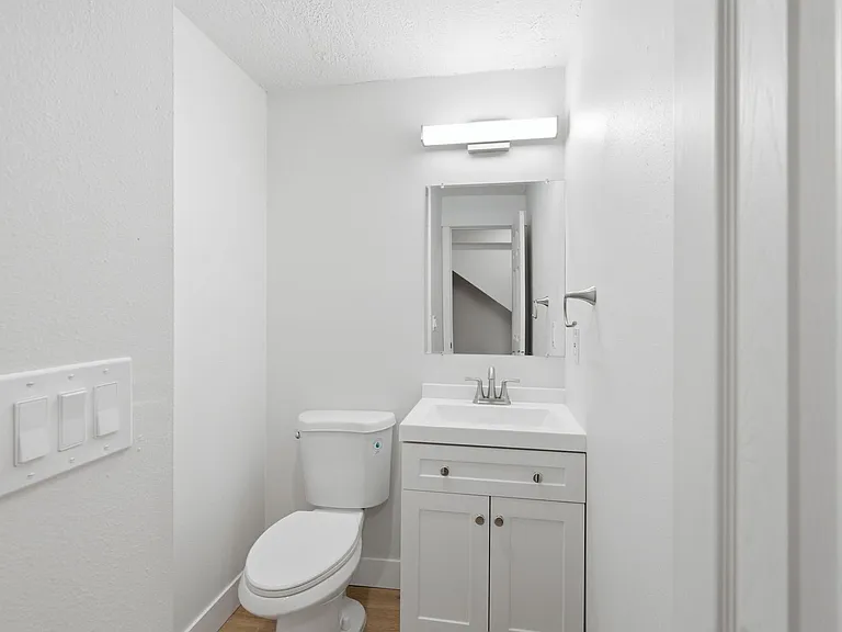 Rolling Hills Townhouses — Photo 50