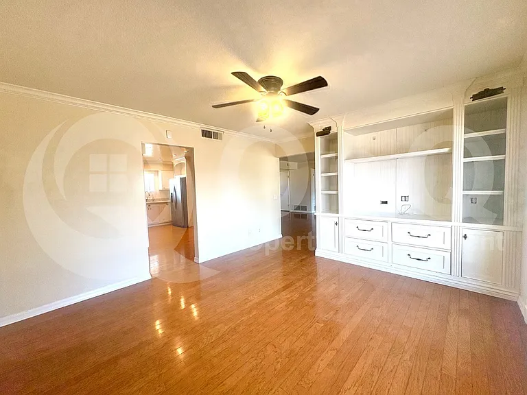 3421 E Camelback Rd — Photo 6