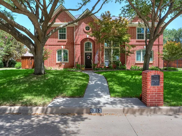 6712 E Park Dr, Fort Worth, TX 76132