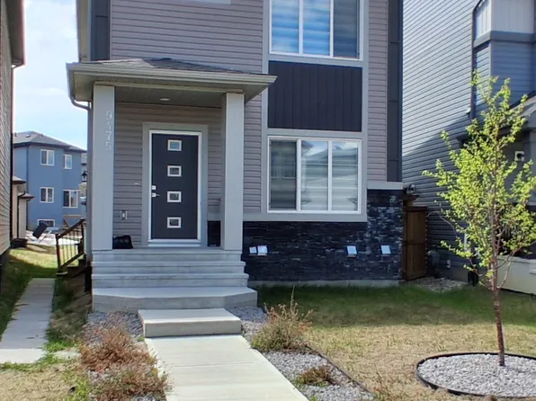 9475 Colak Ln SW, Edmonton, AB T6W 5B6