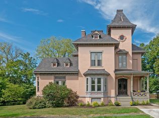 7 Willard Pl, Hudson, NY 12534