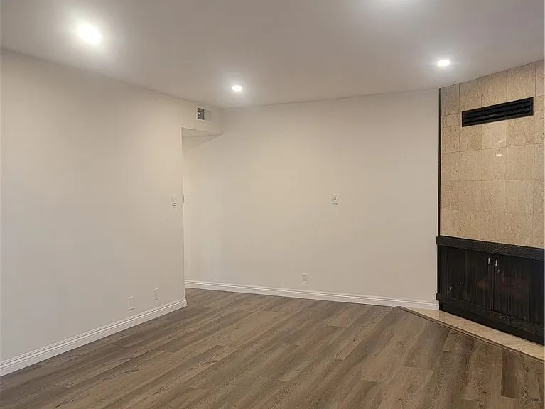 627 Geneva St #2 — Photo 8