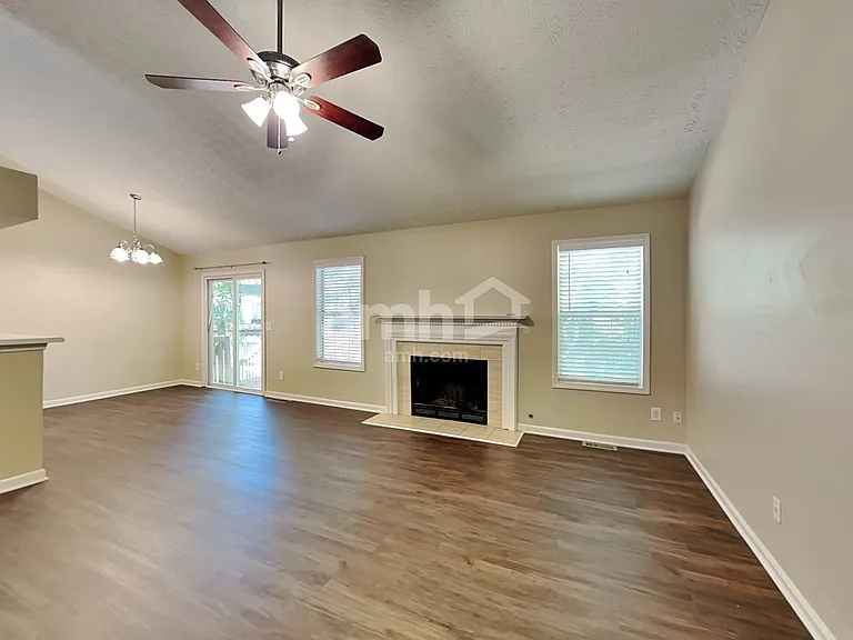 2617 Marleigh Farm Dr — Photo 4