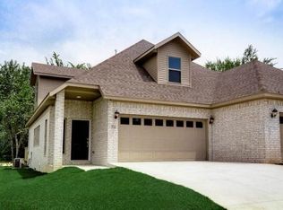 36 E Cydnee St, Fayetteville, AR 72703