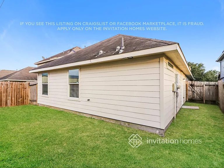 18802 Dennington Dr — Photo 16