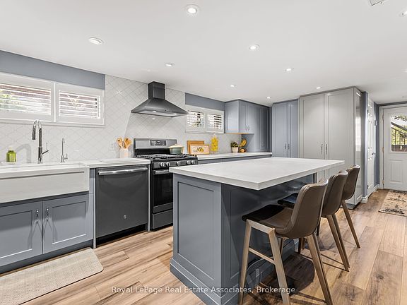 5th image of 20 Honeywood Rd