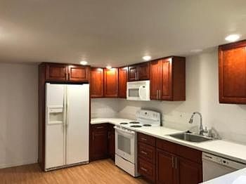 1st image of 13715 35th Ave NE #B