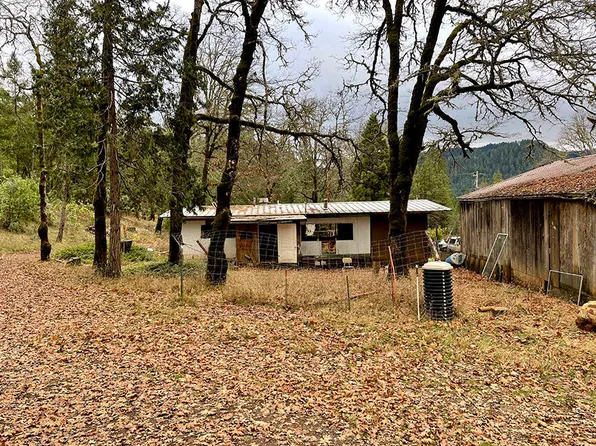 685 King Mountain Trl, Wolf Creek, OR 97497