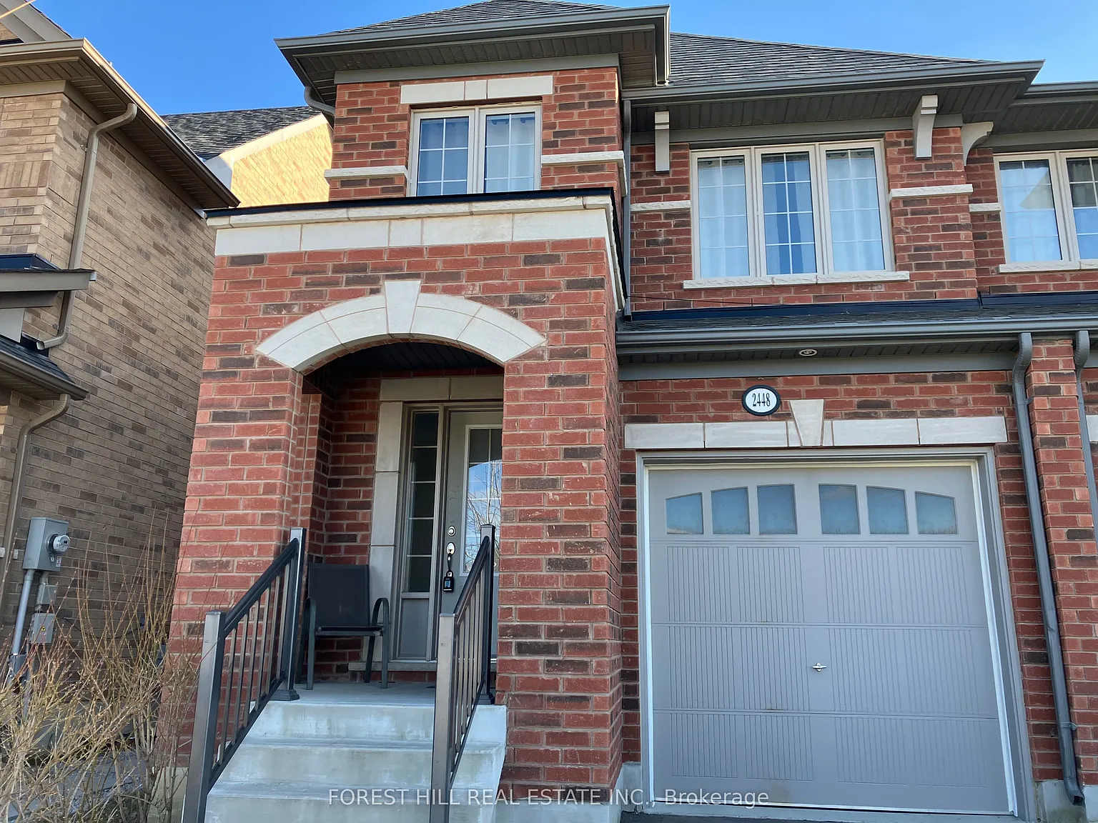 4 bed, $3,300 — Photo 1
