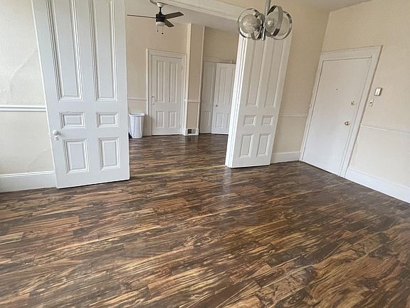 3rd image of 82-84 Market St #3
