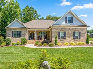 2591 McCullum Ct, Browns Summit, NC 27214