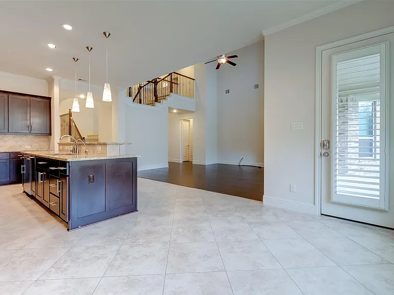 10307 Latta Creek Dr — Photo 22