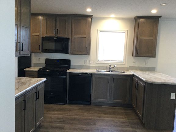 5th image of 28954 Country Ln #W037