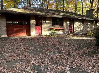 25 Teaberry Ln, Frostburg, MD 21532