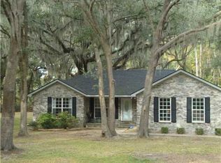 122 Hannah June Ln, Midway, GA 31320