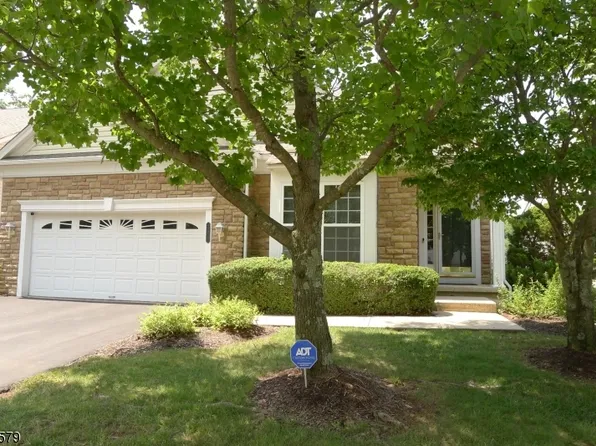 728 Brushwood Ct, Franklin Twp., NJ 08873